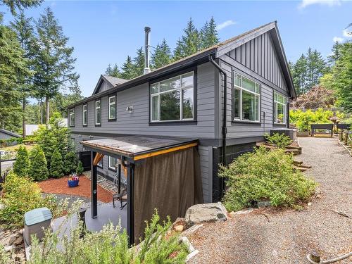 2410 Island Hwy West, Qualicum Beach, BC 