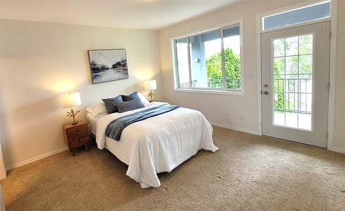 8503 Kingfisher Drive, Osoyoos, BC - Indoor Photo Showing Bedroom