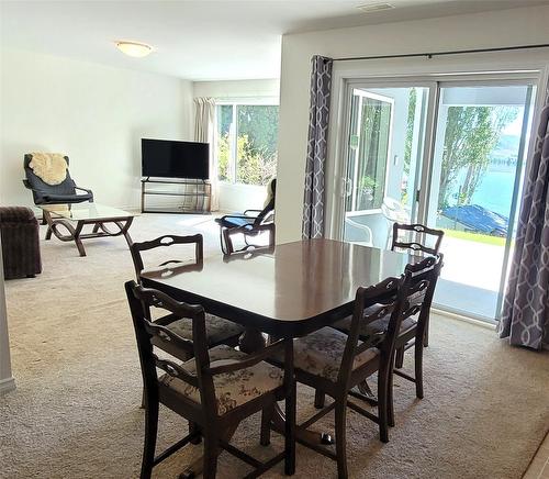 8503 Kingfisher Drive, Osoyoos, BC - Indoor Photo Showing Dining Room