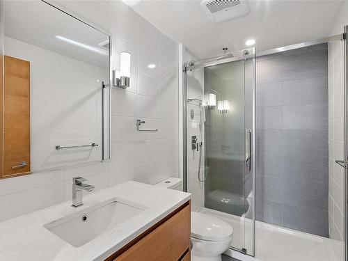 1507-989 Johnson St, Victoria, BC - Indoor Photo Showing Bathroom