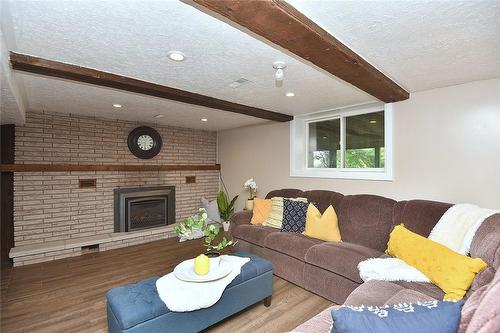 731 Old Hwy 8, Rockton, ON - Indoor Photo Showing Living Room With Fireplace