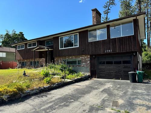 1791 78Th Avenue, Grand Forks, BC - Outdoor