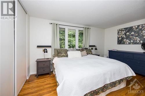 821 Provost Drive, Ottawa, ON - Indoor Photo Showing Bedroom