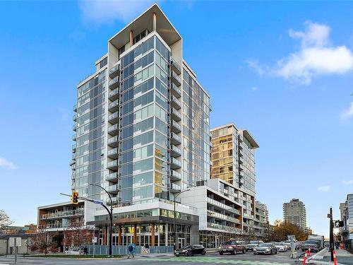 702-989 Johnson St, Victoria, BC - Outdoor With Balcony With Facade