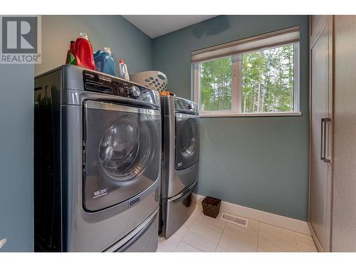 4700 Schubert Road, Armstrong, BC - Indoor Photo Showing Laundry Room