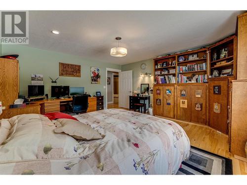 4700 Schubert Road, Armstrong, BC - Indoor Photo Showing Bedroom