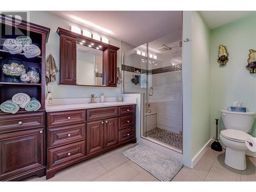 4700 Schubert Road, Armstrong, BC - Indoor Photo Showing Bathroom