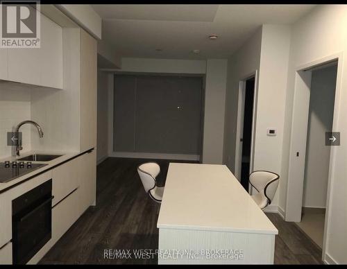 1009 - 34 Tubman Avenue, Toronto (Regent Park), ON - Indoor Photo Showing Kitchen