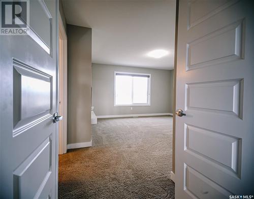 307 Gillies Crescent, Saskatoon, SK - Indoor Photo Showing Other Room