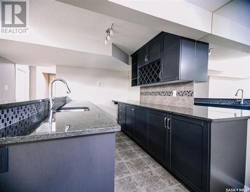 307 Gillies Crescent, Saskatoon, SK - Indoor Photo Showing Kitchen