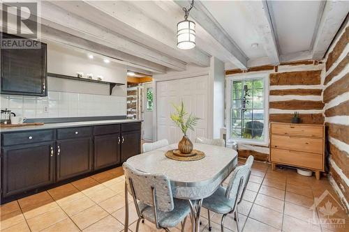 359 Carleton Street, Carleton Place, ON - Indoor Photo Showing Dining Room