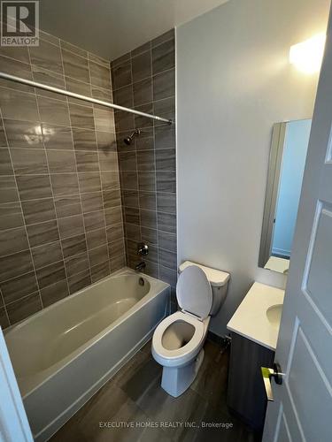 2708 - 1455 Celebration Drive, Pickering, ON - Indoor Photo Showing Bathroom