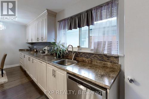 15 Woodgarden Crescent, Toronto (West Hill), ON - Indoor Photo Showing Kitchen