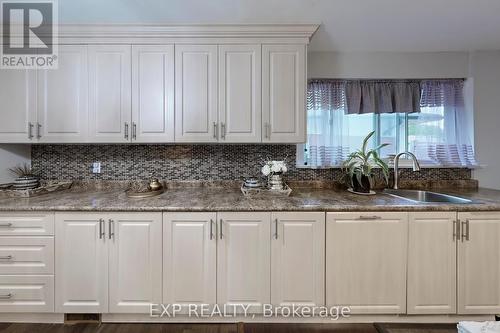 15 Woodgarden Crescent, Toronto (West Hill), ON - Indoor Photo Showing Kitchen