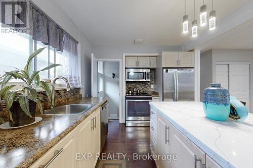 15 Woodgarden Crescent, Toronto (West Hill), ON - Indoor Photo Showing Kitchen