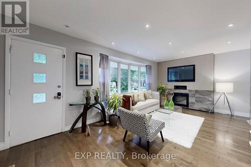 15 Woodgarden Crescent, Toronto (West Hill), ON - Indoor Photo Showing Living Room With Fireplace