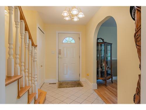 502 7Th Street, Castlegar, BC - Indoor Photo Showing Other Room