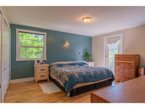 502 7Th Street, Castlegar, BC - Indoor Photo Showing Bedroom