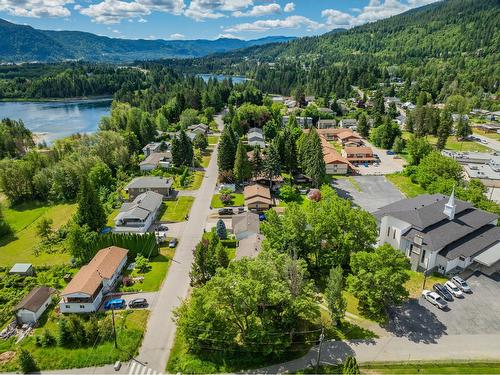 502 7Th Street, Castlegar, BC - Outdoor With Body Of Water With View