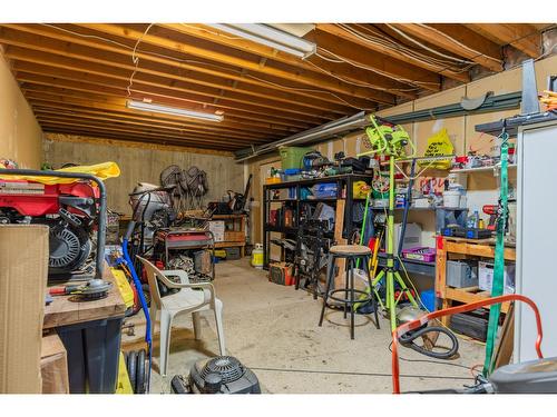 502 7Th Street, Castlegar, BC - Indoor Photo Showing Basement