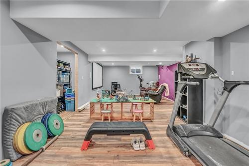 96 Highland Boulevard, Caledonia, ON - Indoor Photo Showing Gym Room