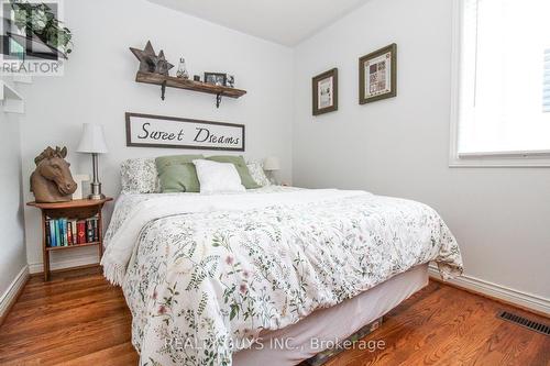 1643 Ramblewood Drive W, Peterborough, ON - Indoor Photo Showing Bedroom