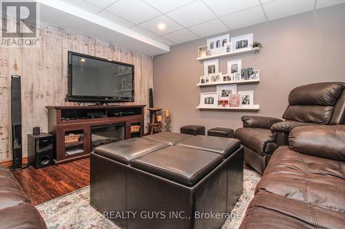 1643 Ramblewood Drive W, Peterborough, ON - Indoor