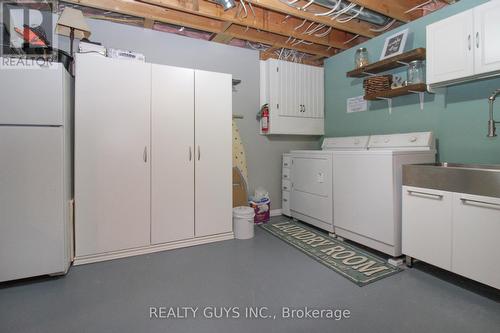 1643 Ramblewood Drive W, Peterborough, ON - Indoor Photo Showing Laundry Room