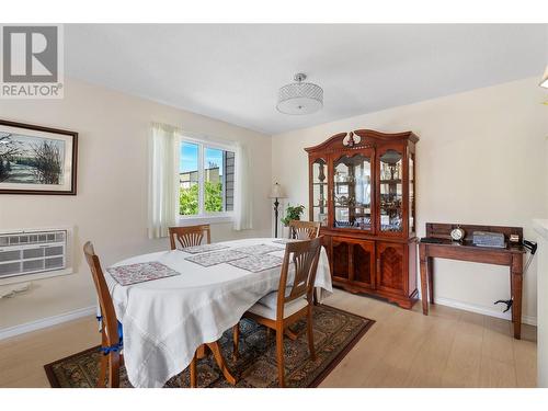 1035 Bernard Avenue Unit# 201, Kelowna, BC - Indoor Photo Showing Dining Room