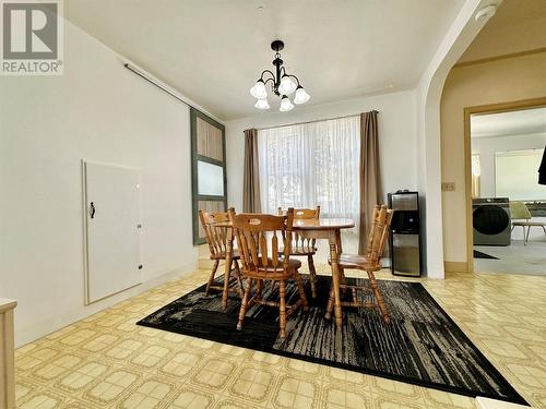 8502 78Th Avenue, Osoyoos, BC - Indoor Photo Showing Dining Room