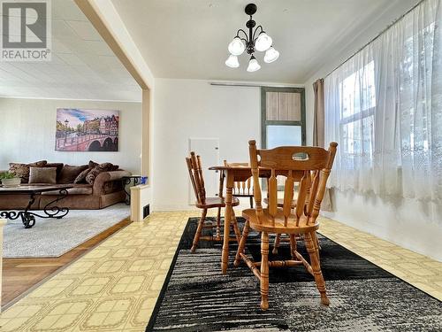 8502 78Th Avenue, Osoyoos, BC - Indoor Photo Showing Dining Room