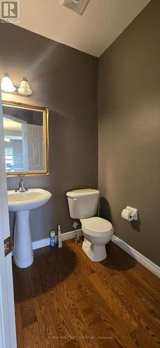 580 Activa Avenue, Kitchener, ON - Indoor Photo Showing Bathroom