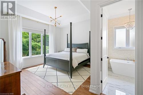 7 Fedorkow Lane, Niagara-On-The-Lake, ON - Indoor Photo Showing Bedroom