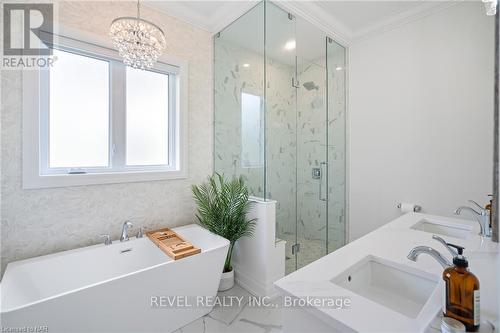 7 Fedorkow Lane, Niagara-On-The-Lake, ON - Indoor Photo Showing Bathroom