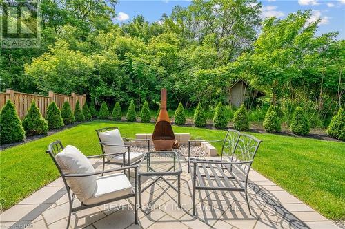 7 Fedorkow Lane, Niagara-On-The-Lake, ON - Outdoor With Backyard