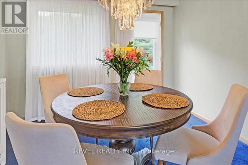 328 West 5Th Street, Hamilton, ON - Indoor Photo Showing Dining Room