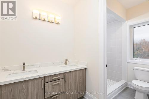 117 Stoneleigh Drive, Blue Mountains, ON - Indoor Photo Showing Bathroom