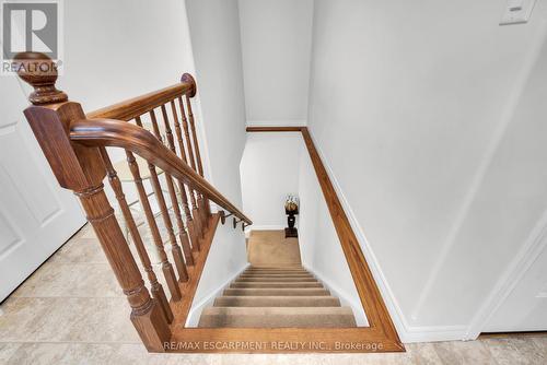 7 Sunnydale Court, West Lincoln, ON - Indoor Photo Showing Other Room