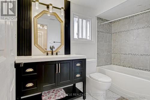 581 Hayward Crescent, Milton (Timberlea), ON - Indoor Photo Showing Bathroom