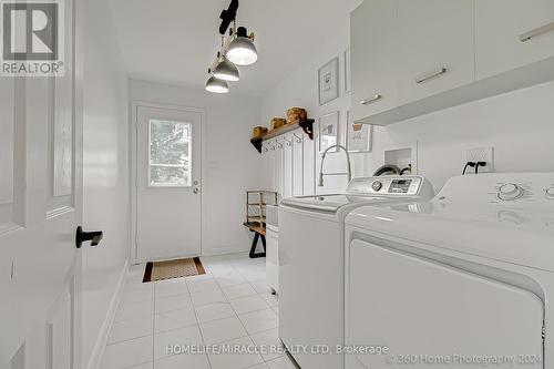 581 Hayward Crescent, Milton (Timberlea), ON - Indoor Photo Showing Laundry Room