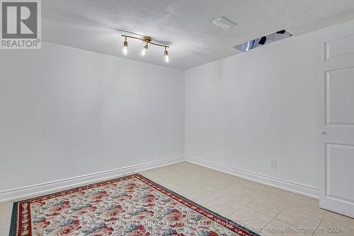 581 Hayward Crescent, Milton (Timberlea), ON - Indoor Photo Showing Other Room