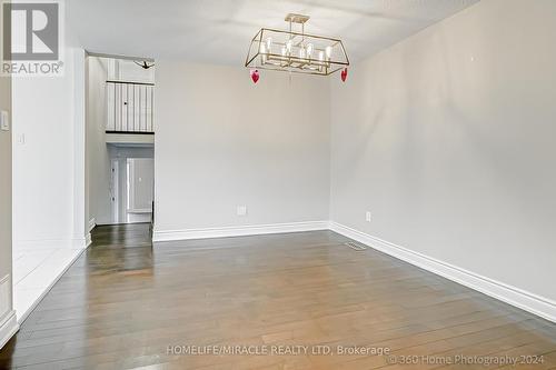 581 Hayward Crescent, Milton (Timberlea), ON - Indoor Photo Showing Other Room