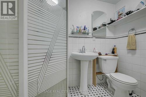 102 - 60 Brock Avenue, Toronto, ON - Indoor Photo Showing Bathroom