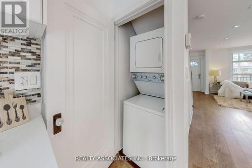 353 Lumsden Avenue, Toronto, ON - Indoor Photo Showing Laundry Room