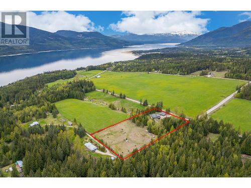 787 Crescent Bay Road, Nakusp, BC - Outdoor With View