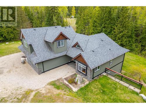 787 Crescent Bay Road, Nakusp, BC - Outdoor