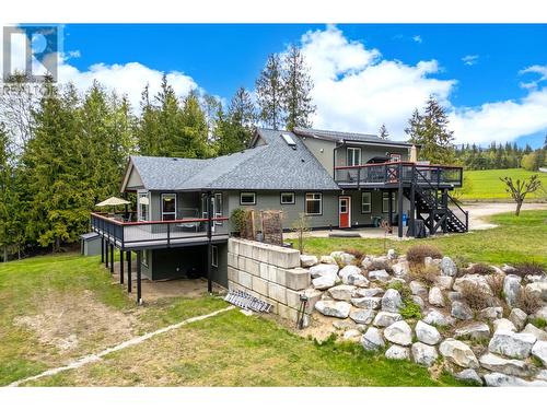 787 Crescent Bay Road, Nakusp, BC - Outdoor