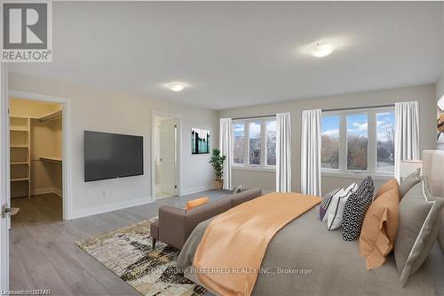 252 Leitch Street, Dutton/Dunwich (Dutton), ON - Indoor Photo Showing Bedroom