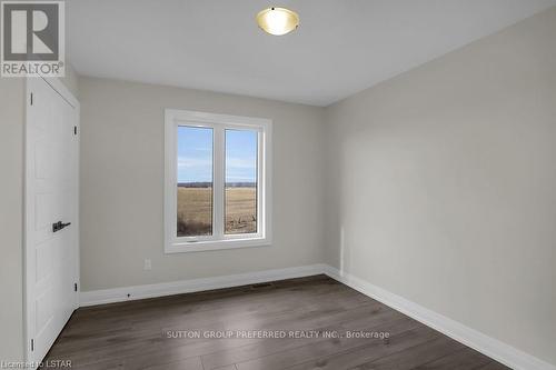 252 Leitch Street, Dutton/Dunwich (Dutton), ON - Indoor Photo Showing Other Room