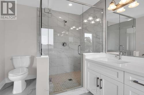 186 Leitch Street, Dutton/Dunwich (Dutton), ON - Indoor Photo Showing Bathroom